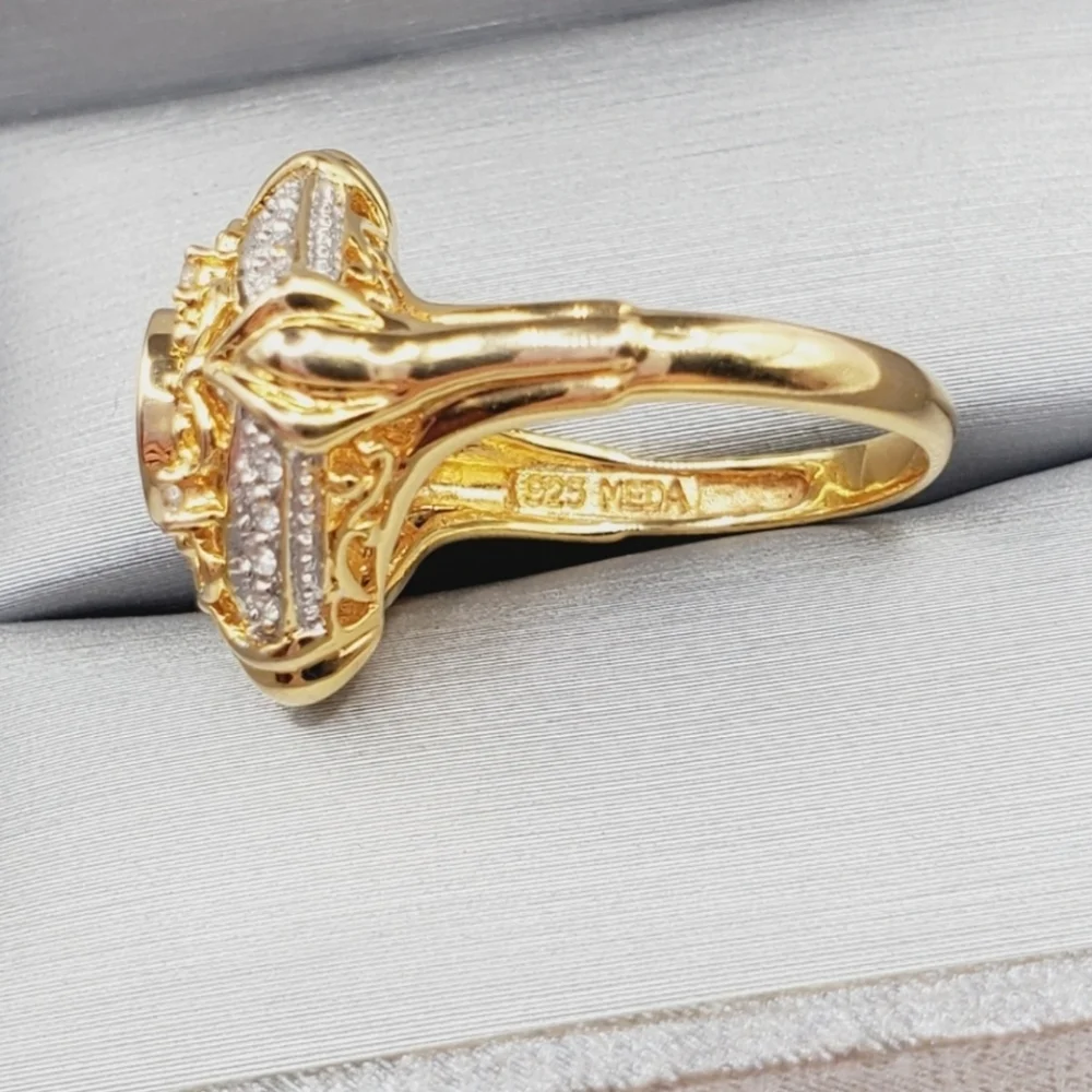 Gold Diamond Ring